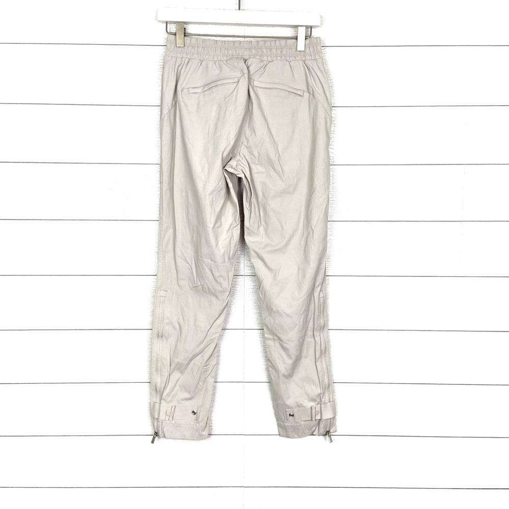 ATHLETA Trekkie Belted Pant Hiking Outdoor Bird Grey 2 Active Travel - Picture 4 of 4